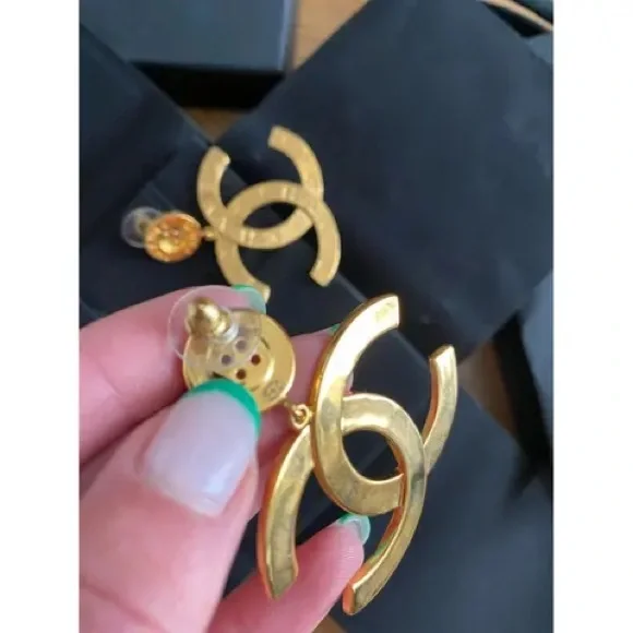 CHANEL Gold Logo Earrings - Picture 3 of 13